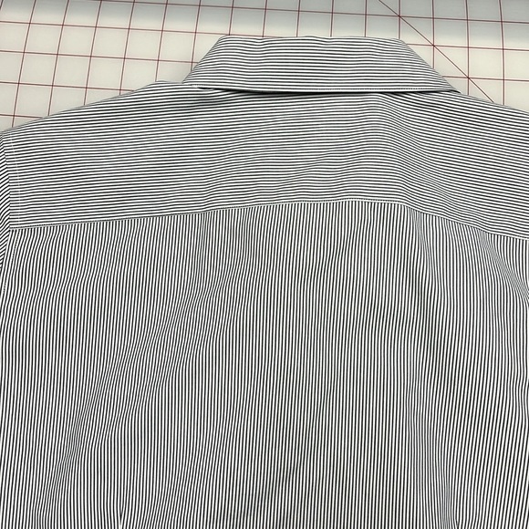 GOLD LABEL INVESTMENTS Non- Iron Chevron/Stripe Cotton BLK/WHT Career Blouse 16 - Picture 10 of 16